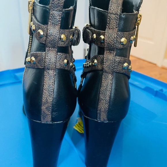 Michael Kors Preston Bootie Boots Women's Size 8 - Picture 9 of 11